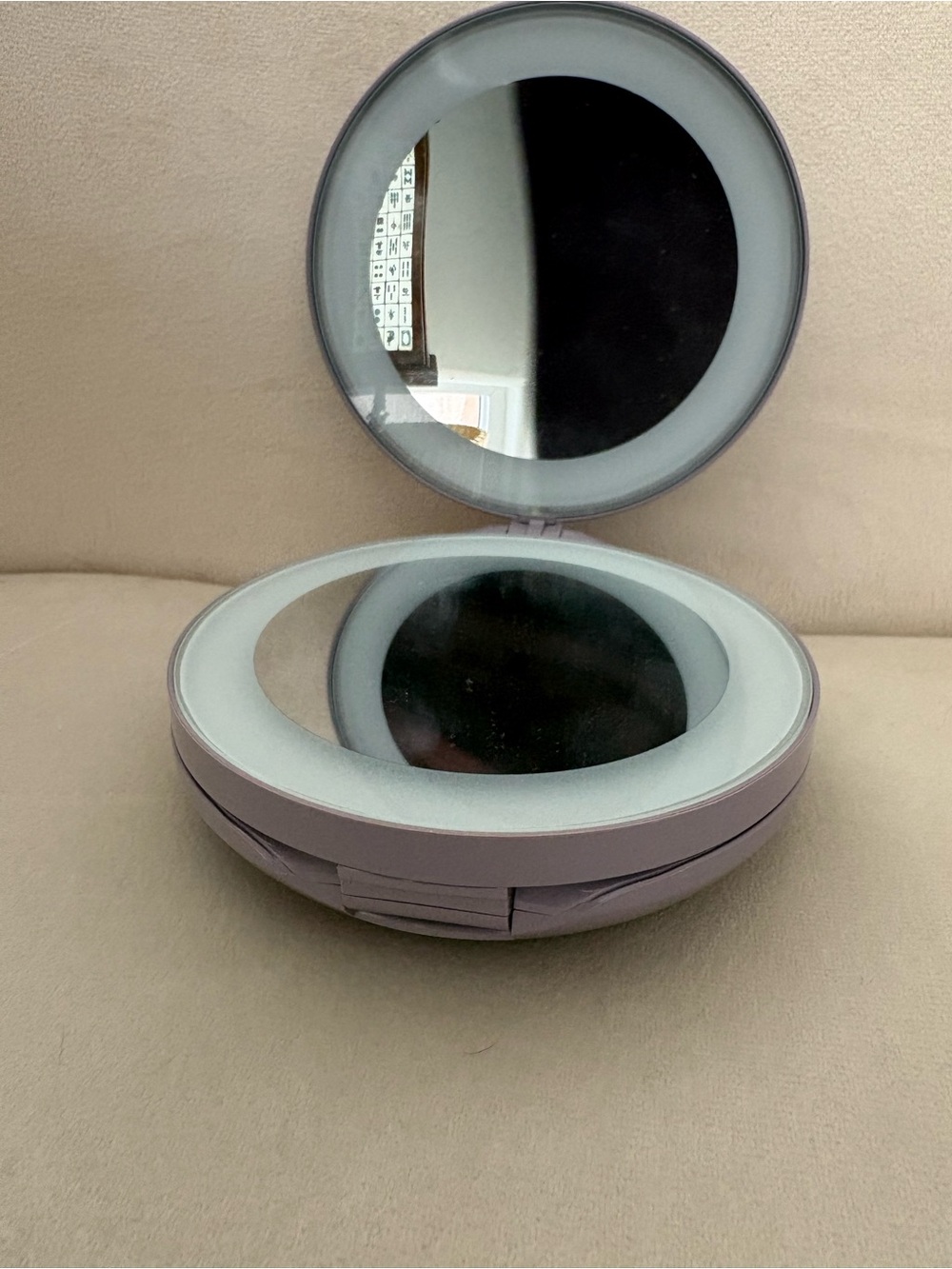 ZADRO Compact Folding Mirror in Light Purple - Picture 3 of 15